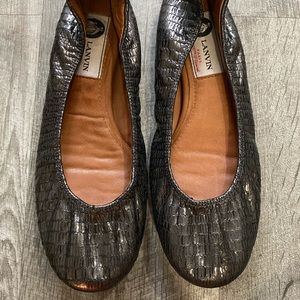 Classic Grey Lanvin Ballet Flat 🤍